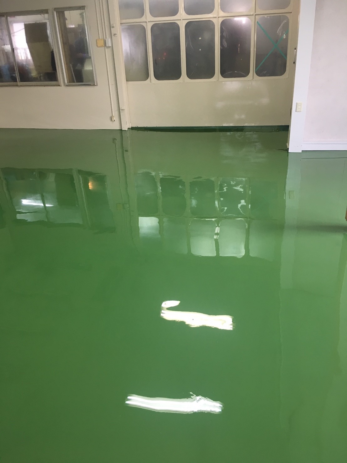 製造業　エポキシ樹脂